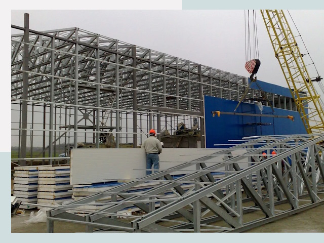 Строительство заводов в Михайловке