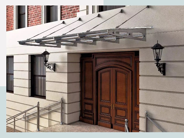 Металлические козырьки от 610 руб. в Михайловке