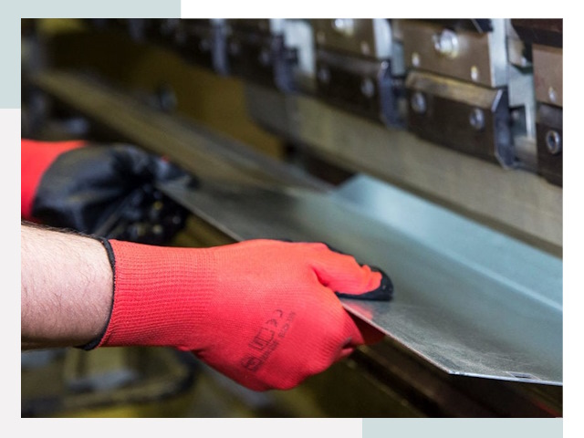 Гибка металла в Михайловка от 610 руб. - Надёжно и быстро